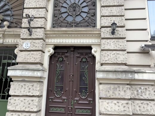 Carved doorway in Riga&rsquo;s Art Nouveau district