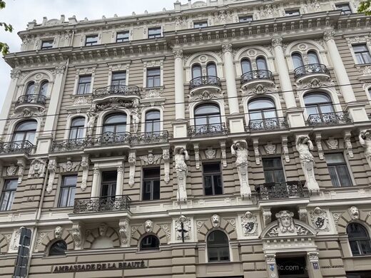 Ornate facade in Riga's Art Nouveau district