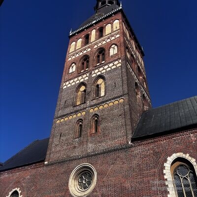 Der obere Abschnitt des Domturms in Riga, Lettland