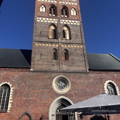 Das Westportal des Doms zu Riga mit seinem Rosettenfenster, Lettland