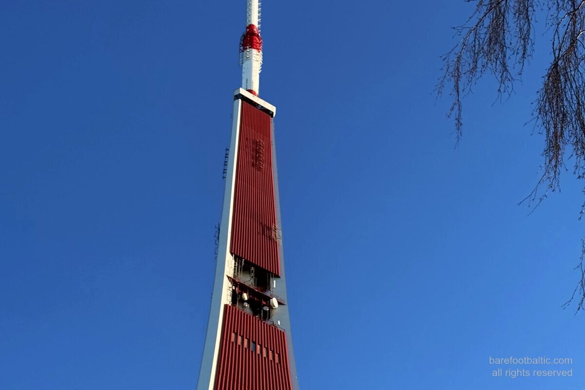 Rīgos 368,5 m televizijos bokštas &mdash; aukščiausias laisvai stovintis statinys Europos Sąjungoje.