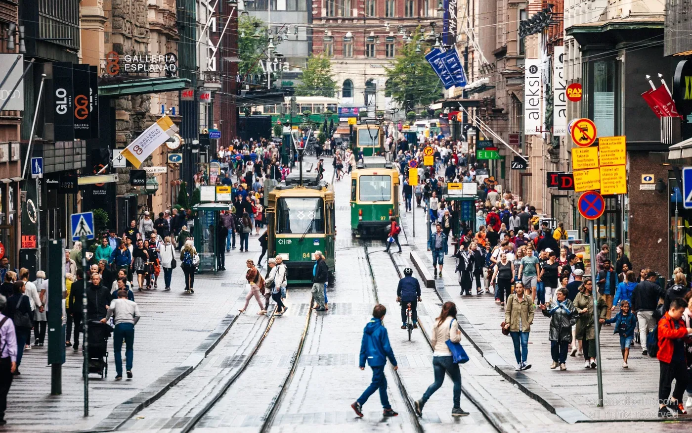 Aleksanterinkatu Street Trams in Helsinki